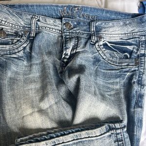 Wallflower jeans size 9